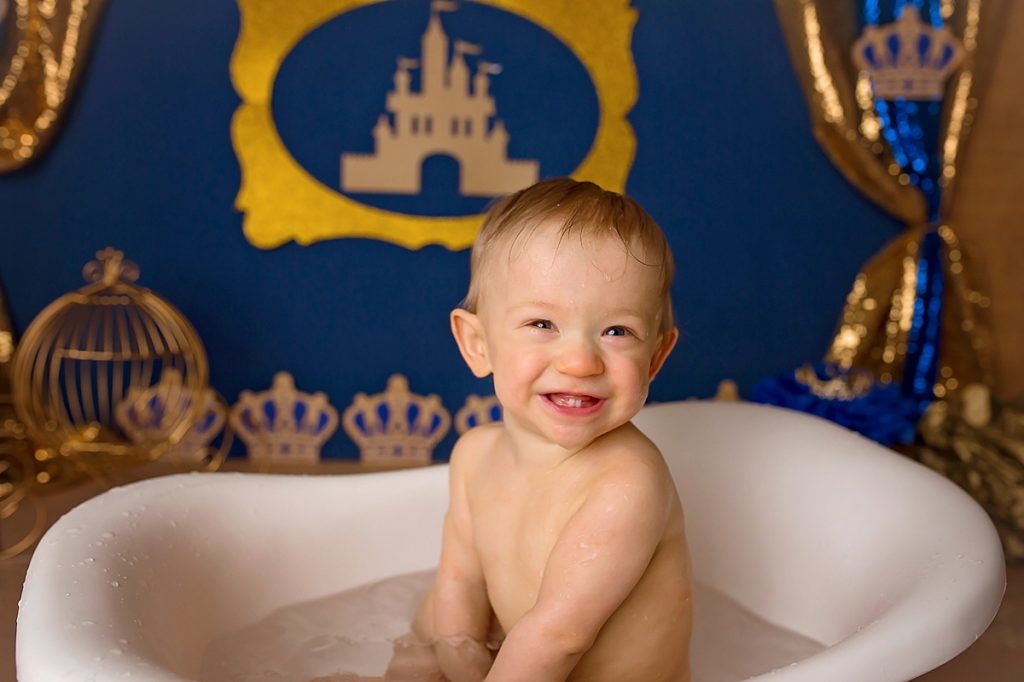Bubble Bath Photography session by Michelle Sailer.