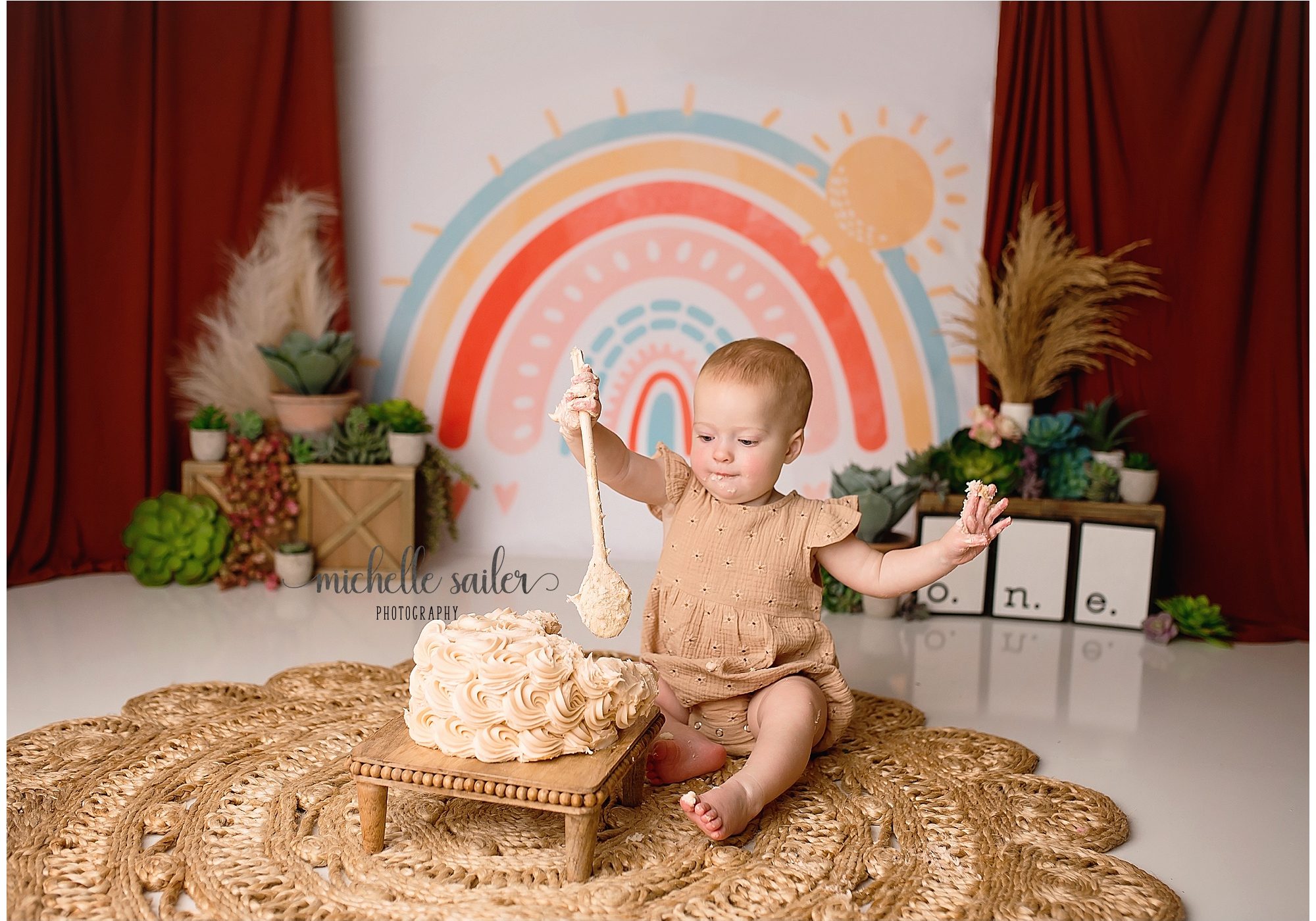 Houston Cake Smash Photography by Michelle Sailer Photography.